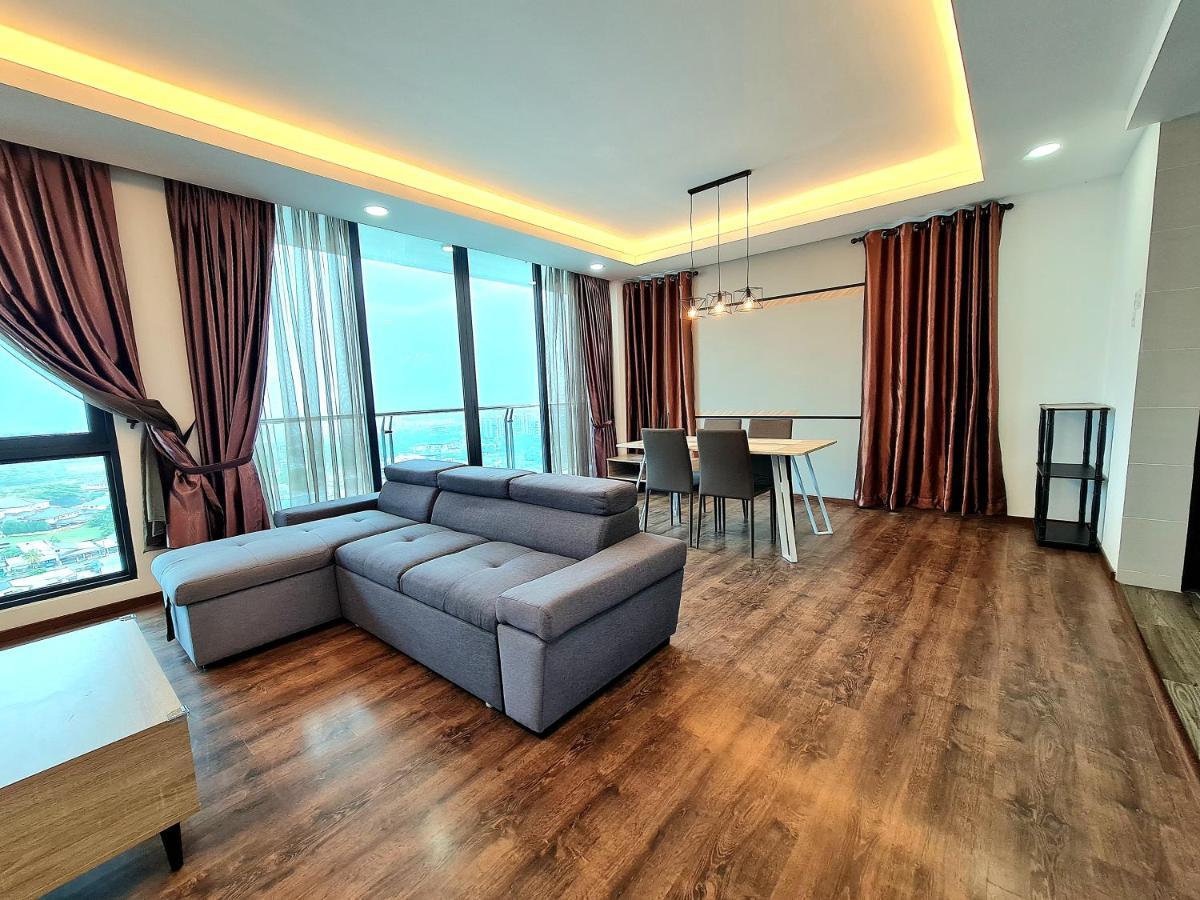 V' Bros Vivacity 3bedroom J4.2 Got Dryer * Kuching