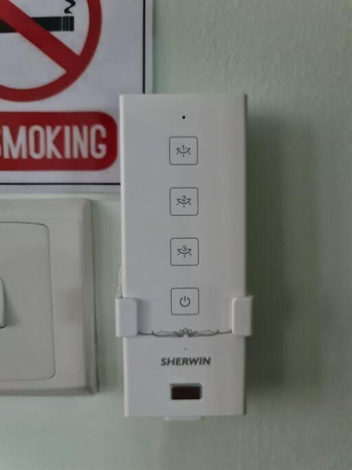 V' Bros Vivacity 3bedroom J4.2 Got Dryer * Kuching