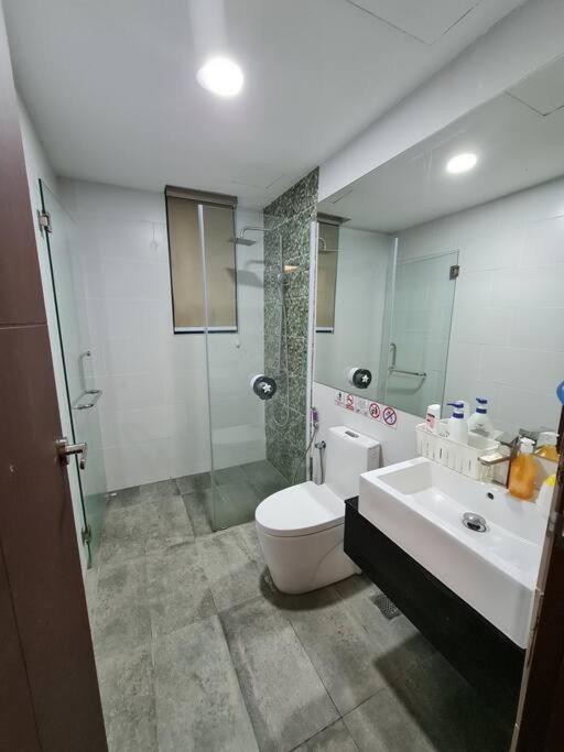 Apartment V' Bros Vivacity 3bedroom J4.2 Got Dryer Kuching